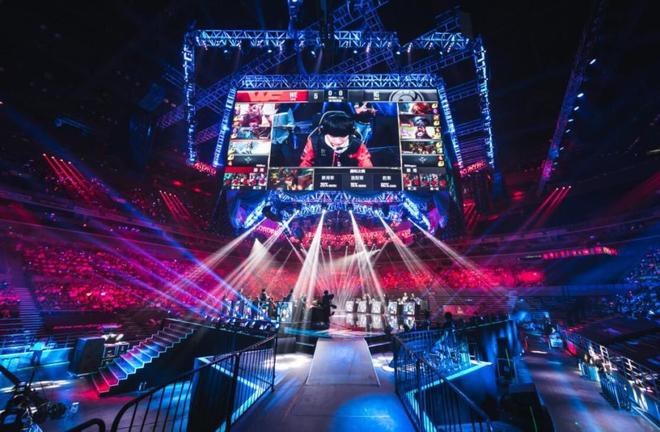 一次防守反 一次防守反