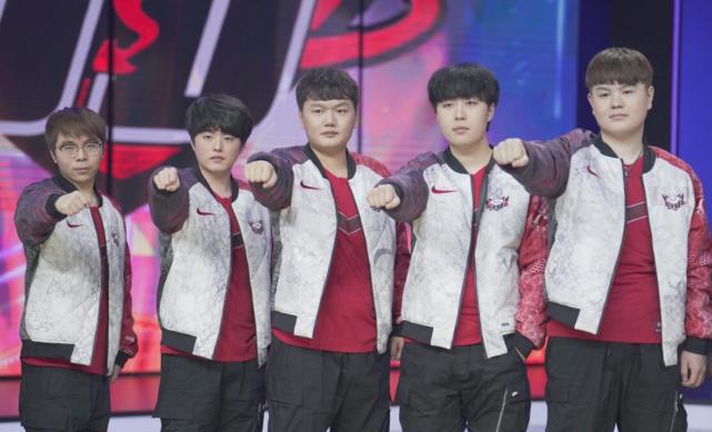 要赛事中稳 要赛事中稳