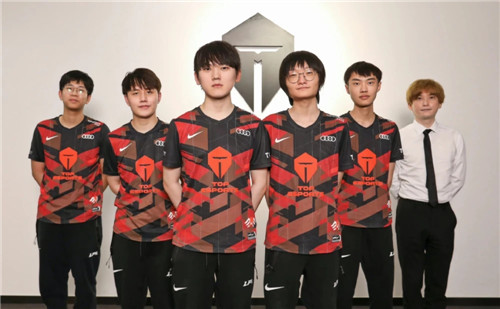 的战术贡献 的战术贡献