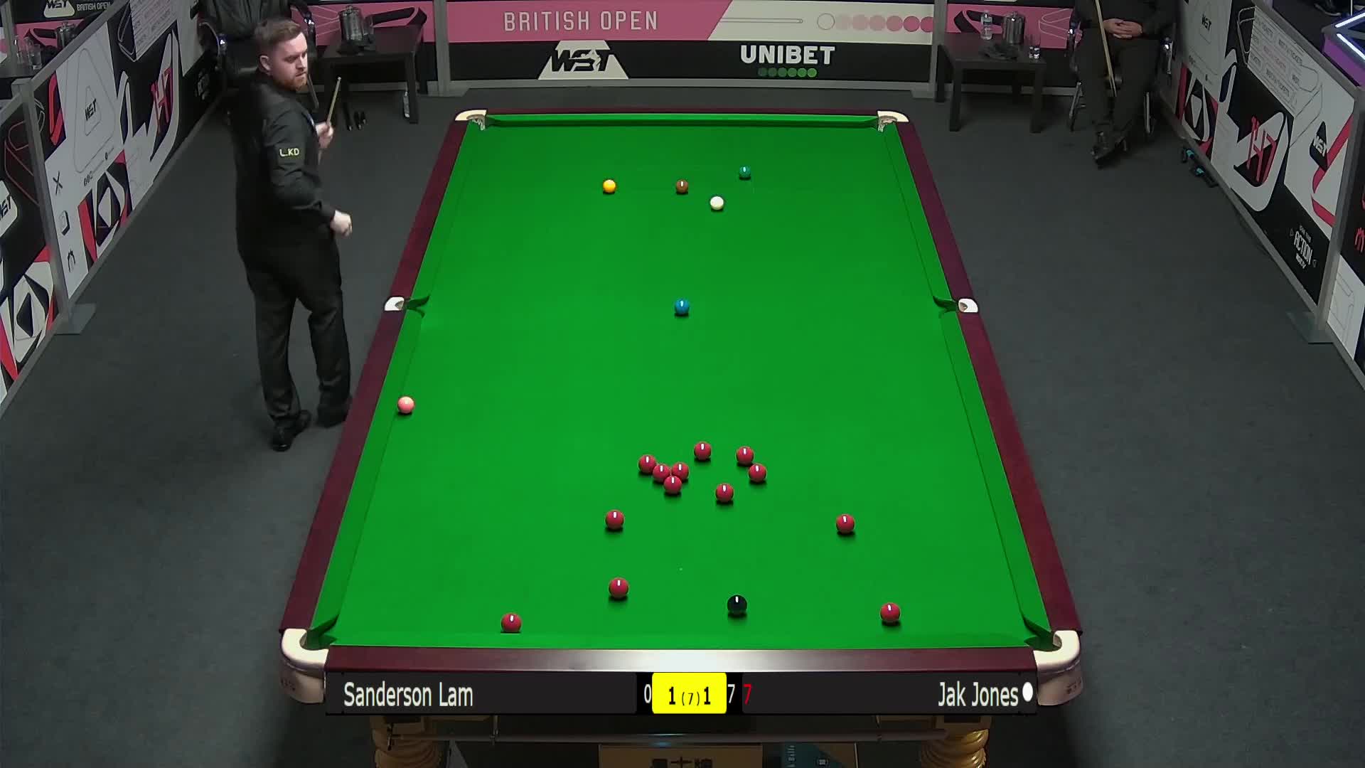 助球迷抓住 助球迷抓住