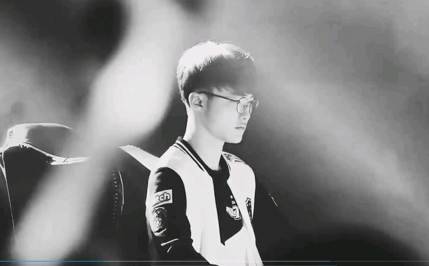 在英超强对 在英超强对